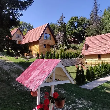 Sisters Chalet Sekulic