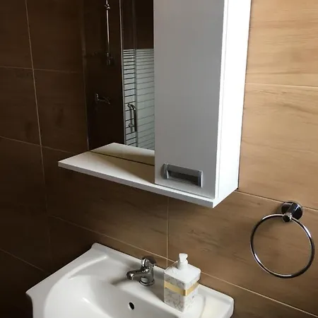 Sisters 木屋 Sekulic